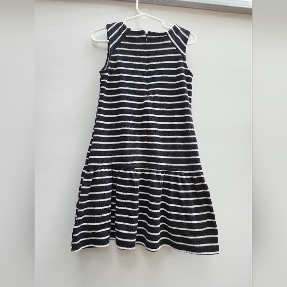 Girls dress with pockets - Picture 3 of 3